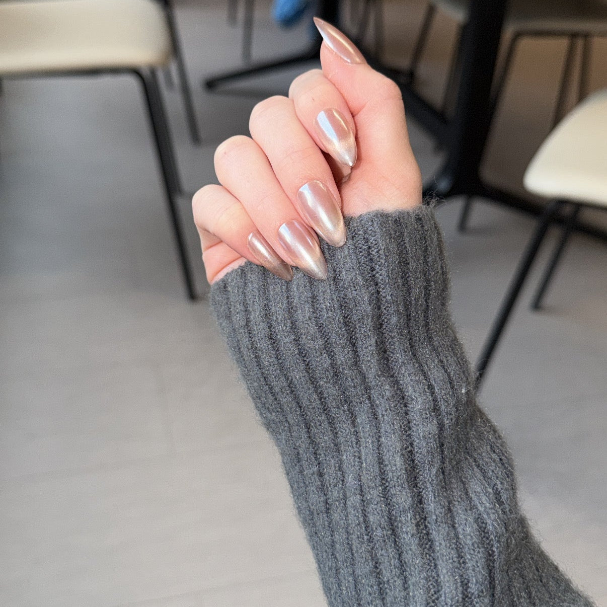 Halo Cat eye French tip with chrome