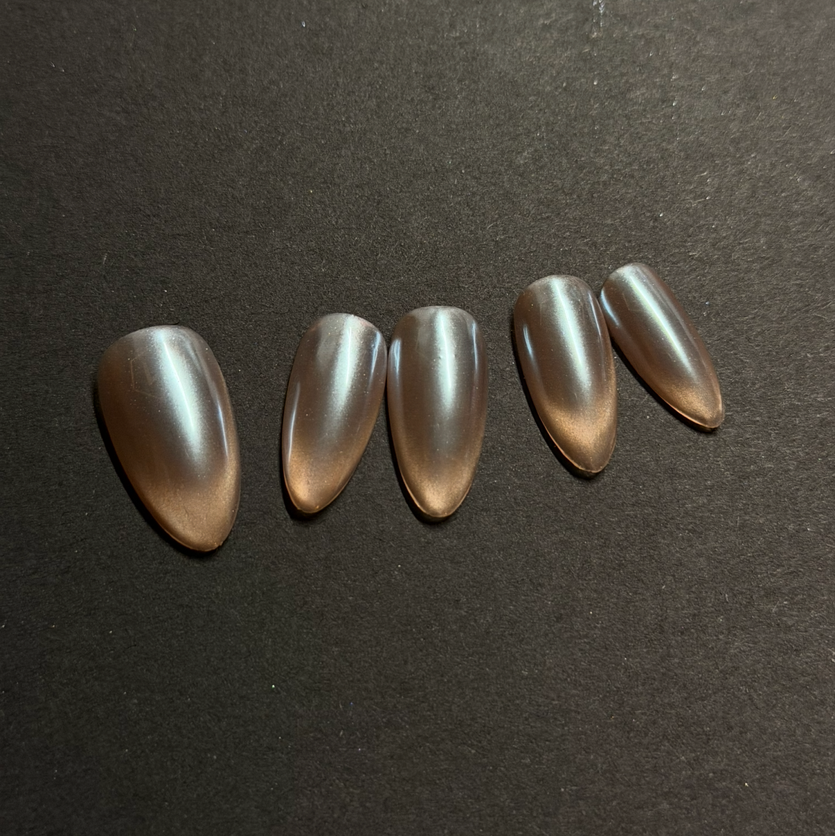 Halo Cat eye French tip with chrome