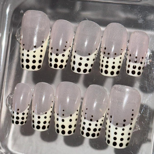 French Tip Polka Dot